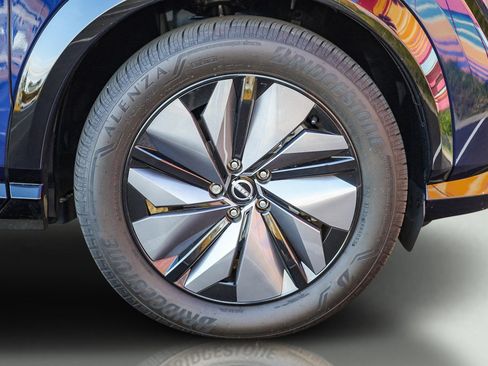 Used 2024 Nissan Ariya AWD image 13