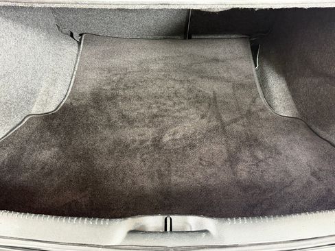 Used 2019 Chrysler 300 Limited RWD image 22