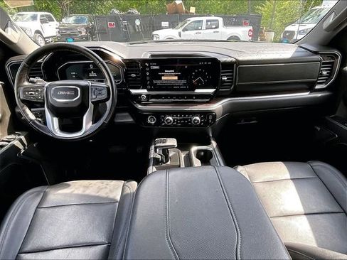 Used 2023 GMC Sierra 1500 SLT w/ SLT Premium Package AWD/4WD image 16