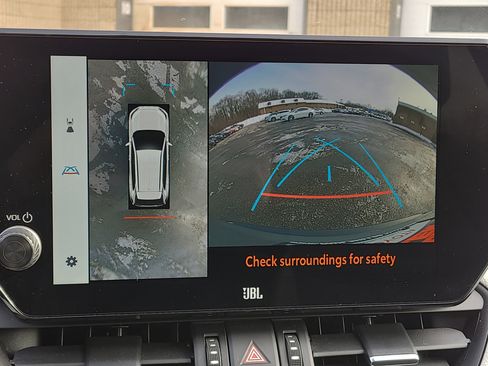 Used 2023 Toyota RAV4 Limited image 27