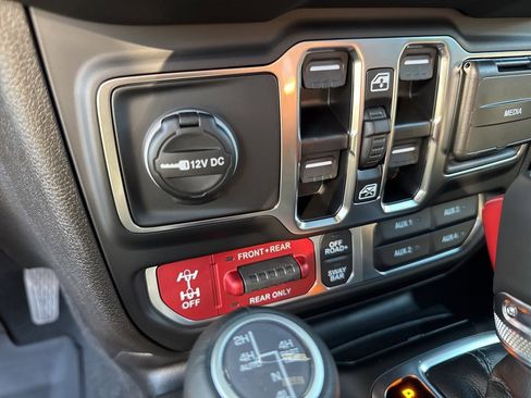 New 2026 Jeep Wrangler Unlimited Rubicon image 41