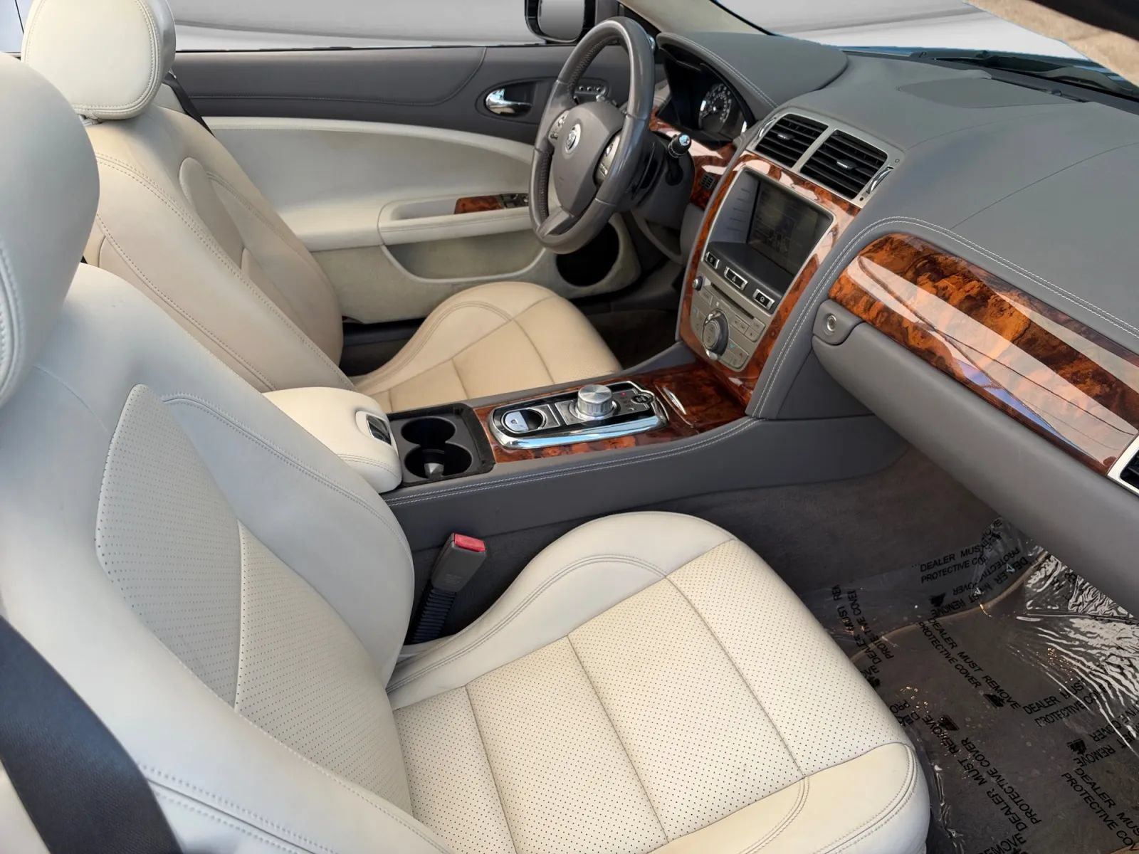 Used 2010 Jaguar XK Convertible RWD image 22