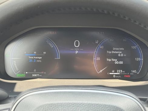 Certified 2025 Toyota RAV4 Limited w/ Advanced Technology Package AWD/4WD image 14