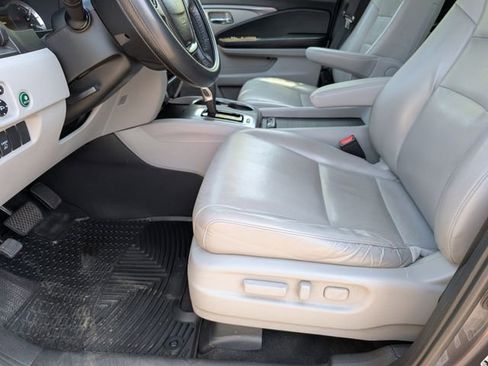 Used 2017 Honda Ridgeline RTL image 14