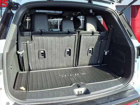 New 2026 Nissan Pathfinder Rock Creek w/ Rock Creek Premium Package AWD/4WD image 17