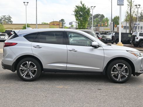 Used 2023 Acura RDX AWD w/ Advance Package image 16