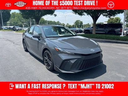 Used 2025 Toyota Camry SE w/ Convenience Package