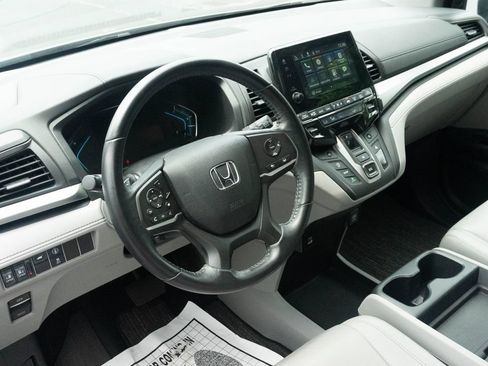 Used 2022 Honda Odyssey EX-L image 3