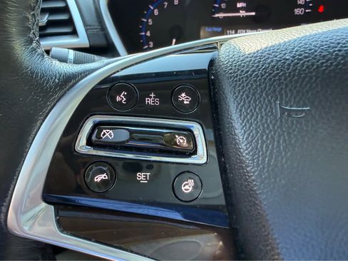 Used 2016 Cadillac SRX Luxury w/ Driver Awareness Package FWD image 18