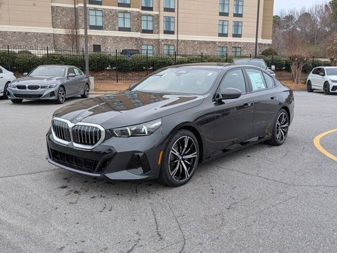 New 2026 BMW 530i w/ M Sport Package image 7