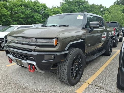 Used 2025 GMC Hummer EV 2X w/ LPO, Sport Package AWD/4WD image 1