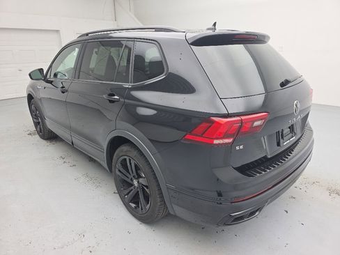 Used 2024 Volkswagen Tiguan SE R-Line AWD/4WD image 6