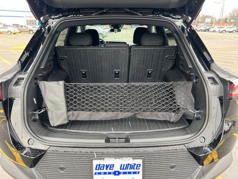 New 2026 Chevrolet Equinox EV LT image 23