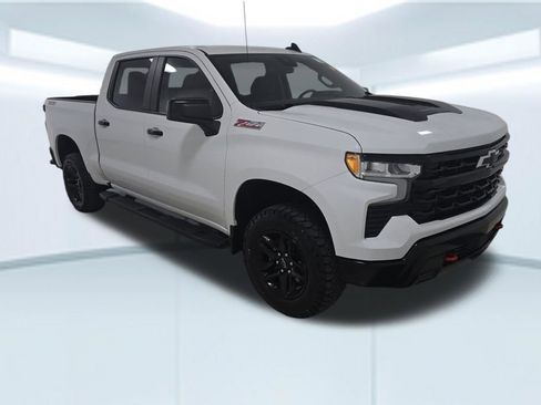 Used 2024 Chevrolet Silverado 1500 LT Trail Boss w/ Protection Package image 6