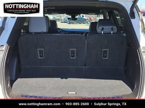 Used 2024 Buick Enclave Premium image 9