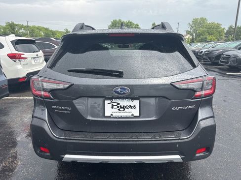 Used 2023 Subaru Outback Limited AWD/4WD image 4