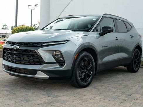 Used 2024 Chevrolet Blazer LT w/ Sound & Technology Package AWD/4WD image 5