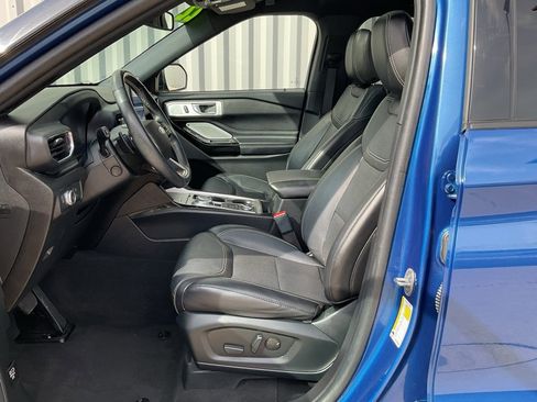 Used 2022 Ford Explorer ST w/ Equipment Group 401A image 9
