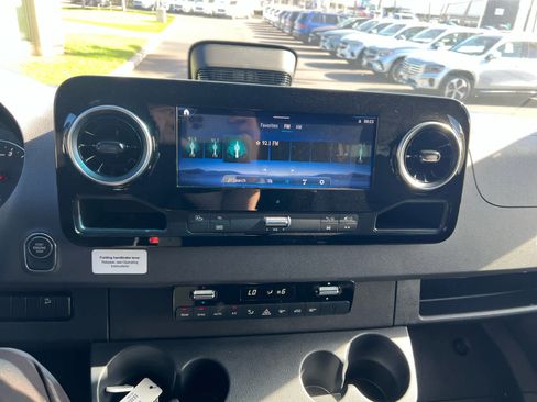 New 2025 Mercedes-Benz Sprinter 2500 image 14