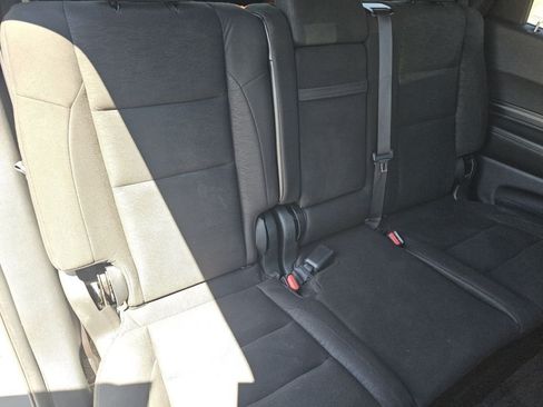 Used 2023 Dodge Durango SXT AWD/4WD image 25