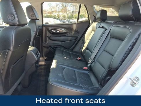 Used 2024 GMC Terrain SLT image 14