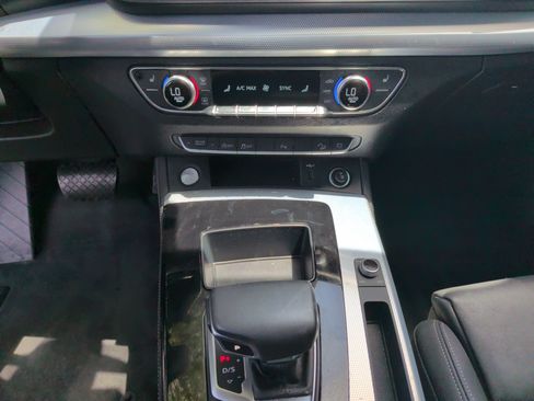 Used 2024 Audi Q5 2.0T Premium Plus AWD/4WD image 26