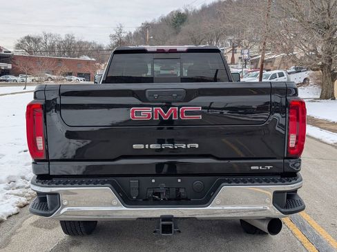 Used 2020 GMC Sierra 2500 SLT w/ SLT Convenience Package image 9