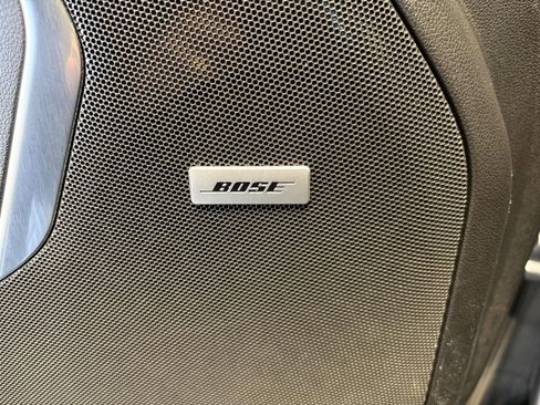 Used 2021 Chevrolet Tahoe Premier w/ Premium Package image 16