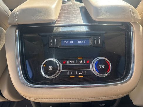 Used 2021 Lincoln Navigator Reserve w/ Luxury Package image 24