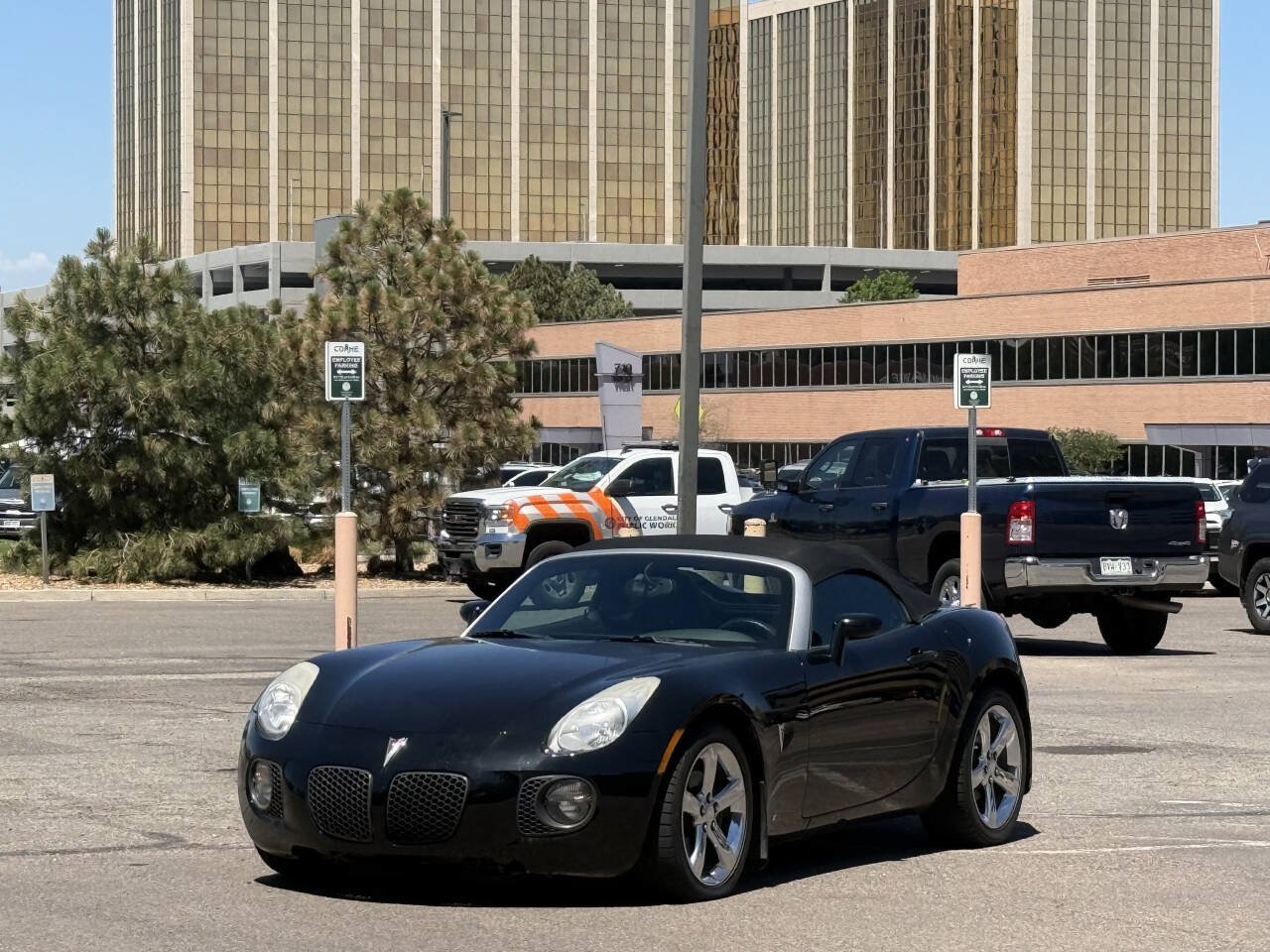 Used 2007 Pontiac Solstice GXP w/ Premium Package RWD image 1