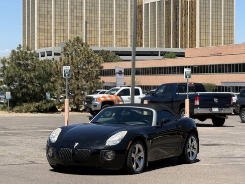 Used 2007 Pontiac Solstice GXP w/ Premium Package RWD image 1