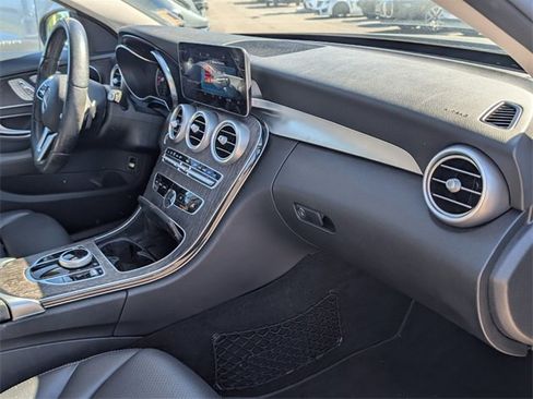 Used 2019 Mercedes-Benz C 300 Sedan image 15