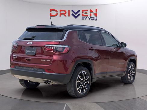 Used 2022 Jeep Compass Limited image 5