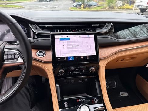 New 2025 Jeep Grand Cherokee Summit AWD/4WD image 21