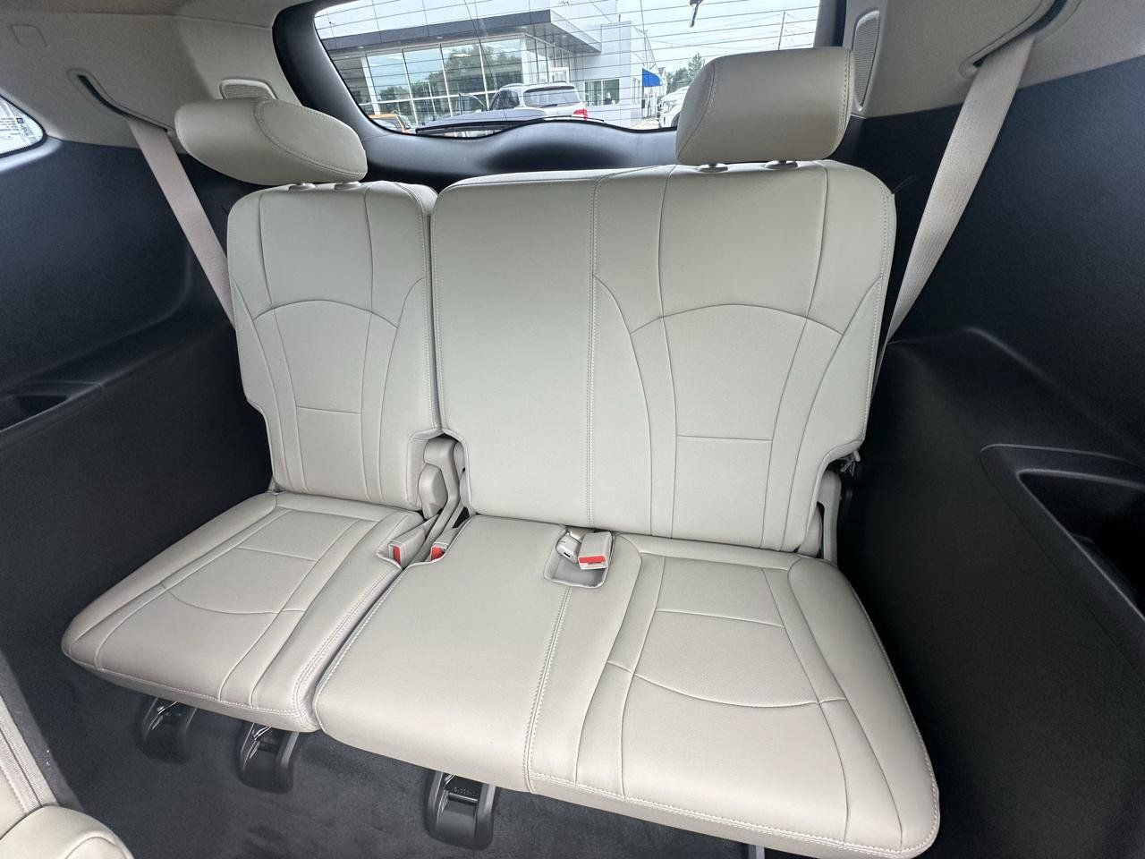 Used 2021 Buick Enclave Premium w/ Sun and Sites Package FWD image 30