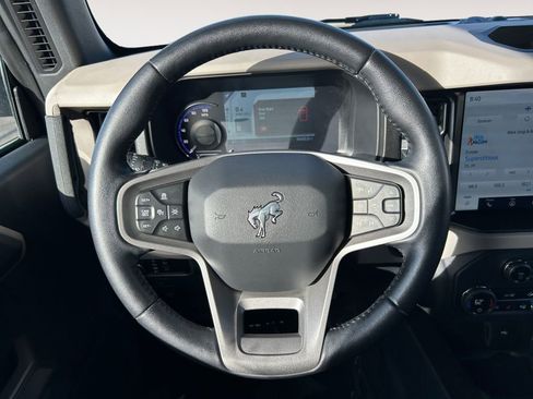 Used 2023 Ford Bronco Wildtrak AWD/4WD image 15