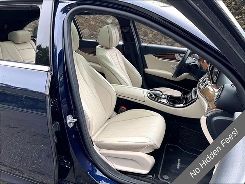 Used 2017 Mercedes-Benz E 400 4MATIC Wagon image 7