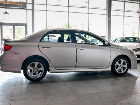 Used 2012 Toyota Corolla S FWD image 4