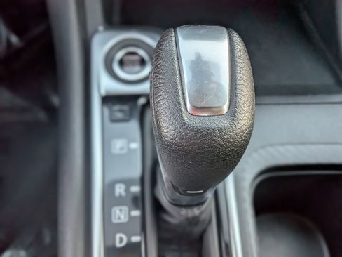 Used 2024 Nissan Sentra SV image 30