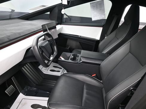 Used 2024 Tesla Cybertruck Cyberbeast AWD/4WD image 20