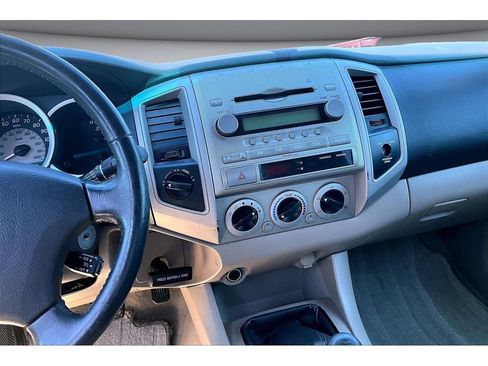Used 2008 Toyota Tacoma 4x4 Access Cab image 8