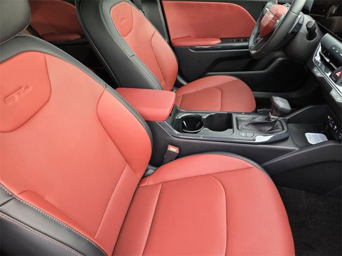 New 2025 Kia K4 GT-Line image 20