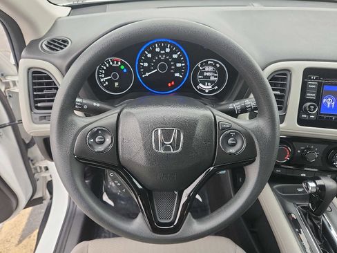 Certified 2017 Honda HR-V LX image 19