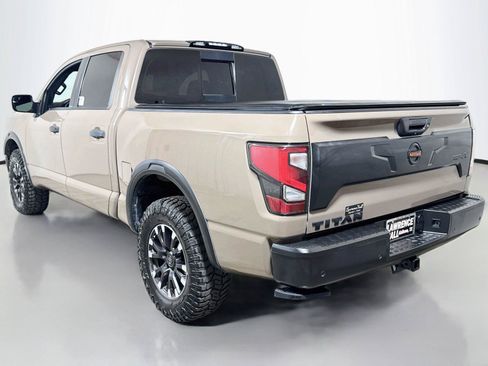Used 2021 Nissan Titan PRO-4X w/ Pro-4x Convenience Package AWD/4WD image 6