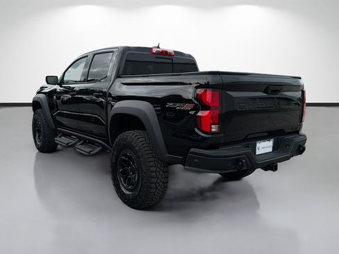 Used 2024 Chevrolet Colorado ZR2 w/ ZR2 Bison Edition AWD/4WD image 5