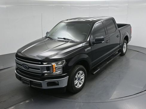Certified 2018 Ford F150 XLT w/ Equipment Group 301A Mid RWD image 29