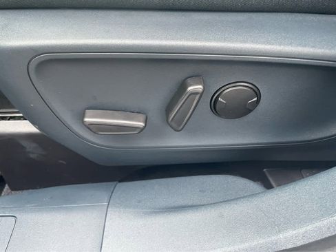 New 2026 Ford Maverick XLT w/ XLT Luxury Package FWD image 15
