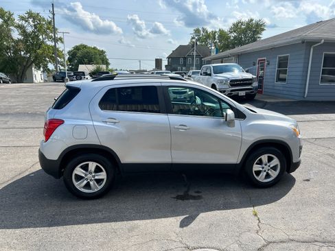 Used 2016 Chevrolet Trax LT w/ LPO, Cargo Package FWD image 8