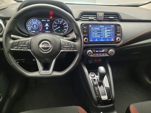 Used 2025 Nissan Versa SR FWD image 22