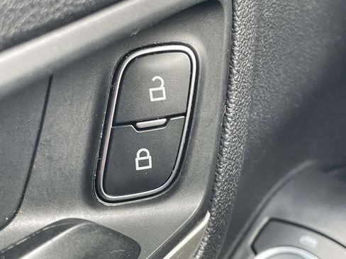 Used 2021 Ford Escape S image 28